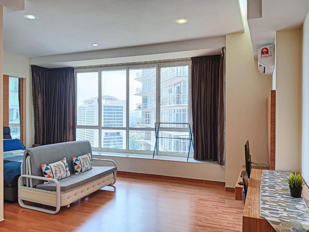 Parkview Service Apartments Kuala Lumpur Room photo